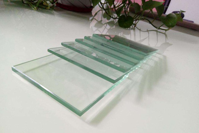钢化玻璃